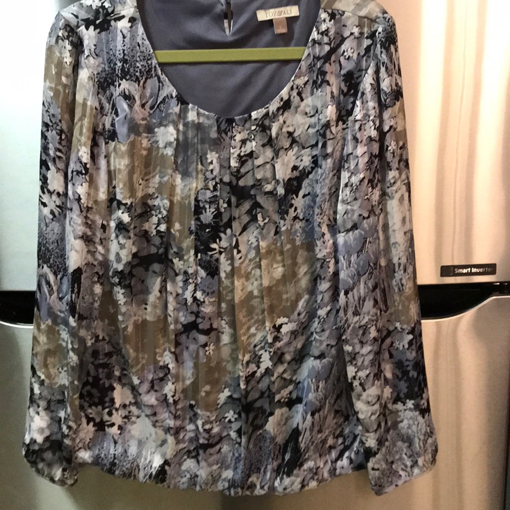 Roz & Ali - Misses L floral blouse